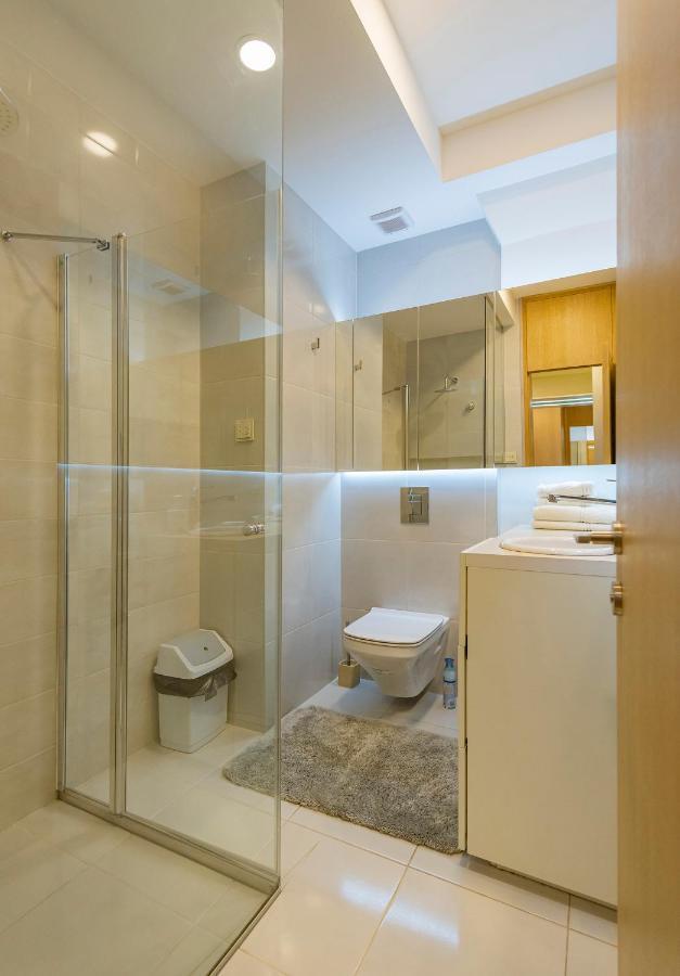 Deluxe River View Apartment By Polo Apartment Kaunas Esterno foto